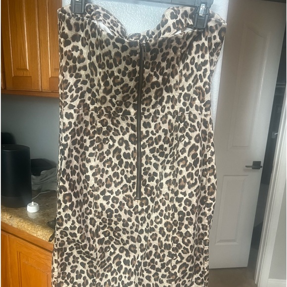 Strapless Veronica Beard animal print strapless with buttons - Picture 4 of 4